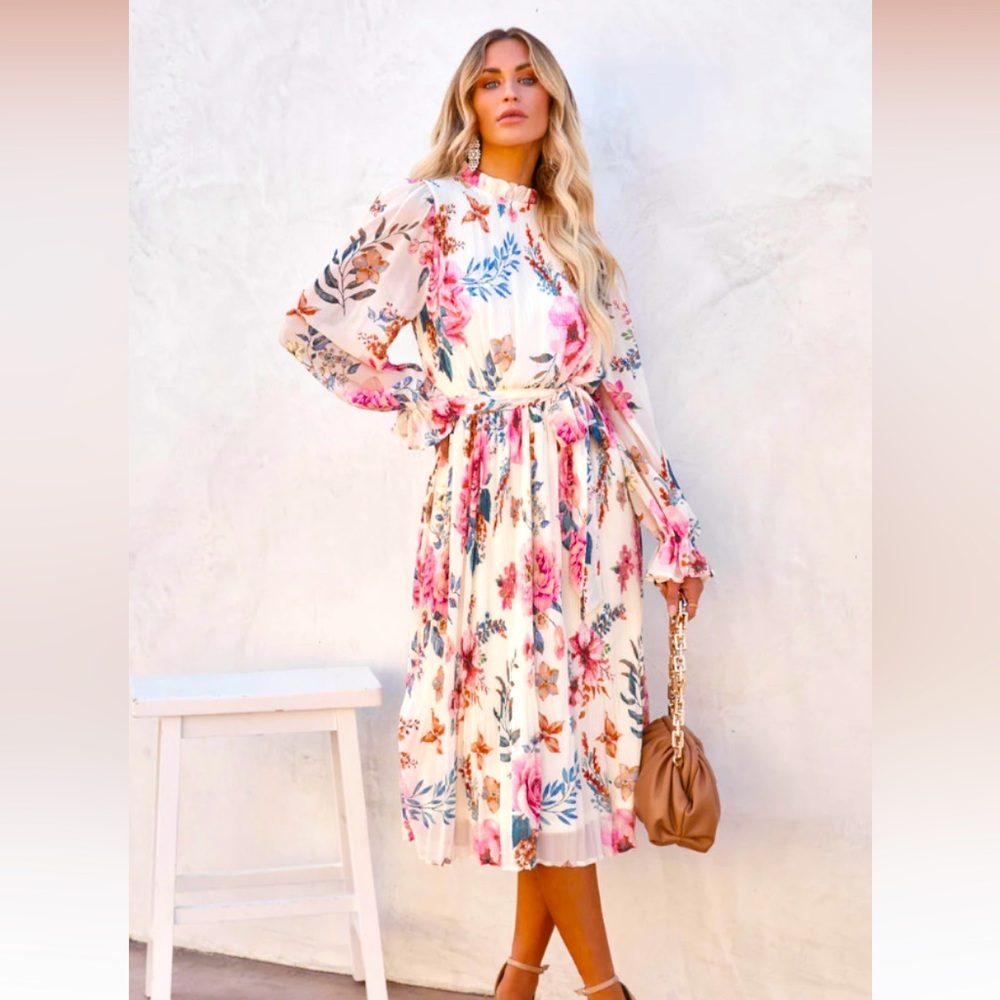 Quiet Escape Floral Pleated Midi Dress VICI NWT